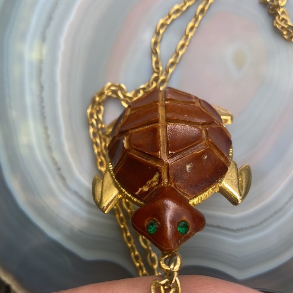 Vintage 1960’s  L.Razza Turtle Mirror Pendant - Picture 7 of 16